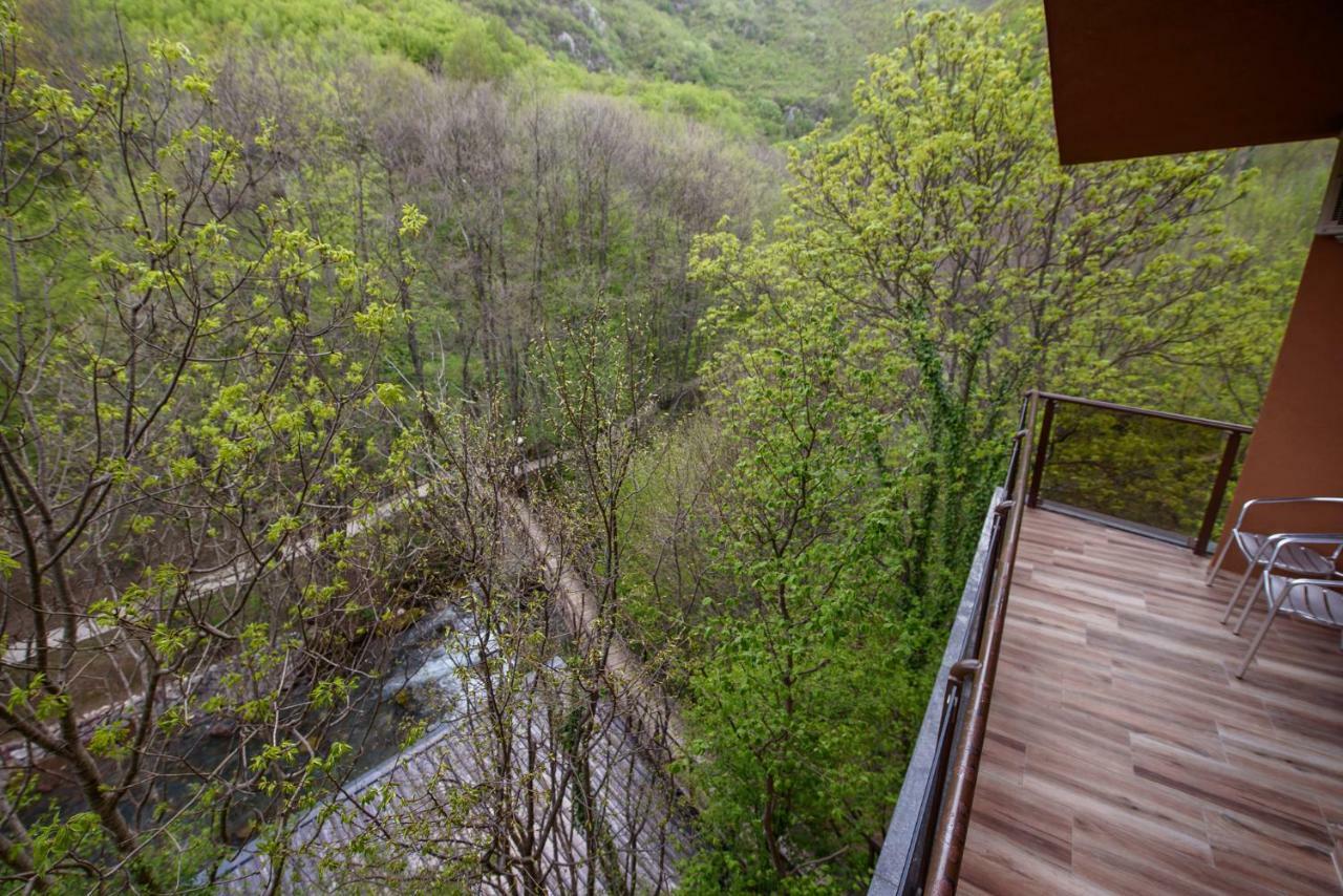 Resort Ujevara E Drinit Peje Exterior photo